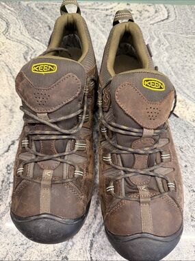 Keen Brown and Olive Men's Low-Cut Athletic Hiking Shoes